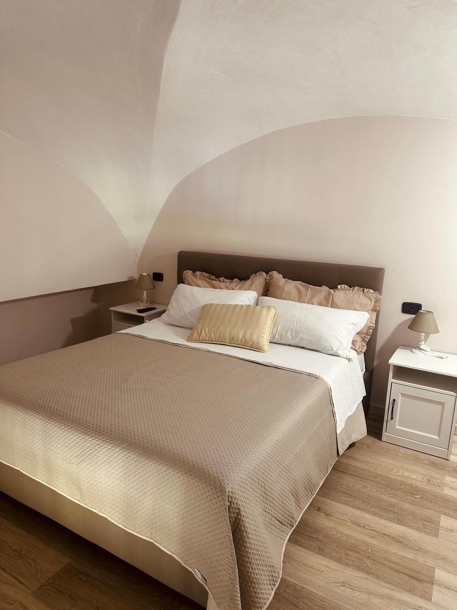 Casa Historical Center Bed and Breakfast Νάπολη Εξωτερικό φωτογραφία